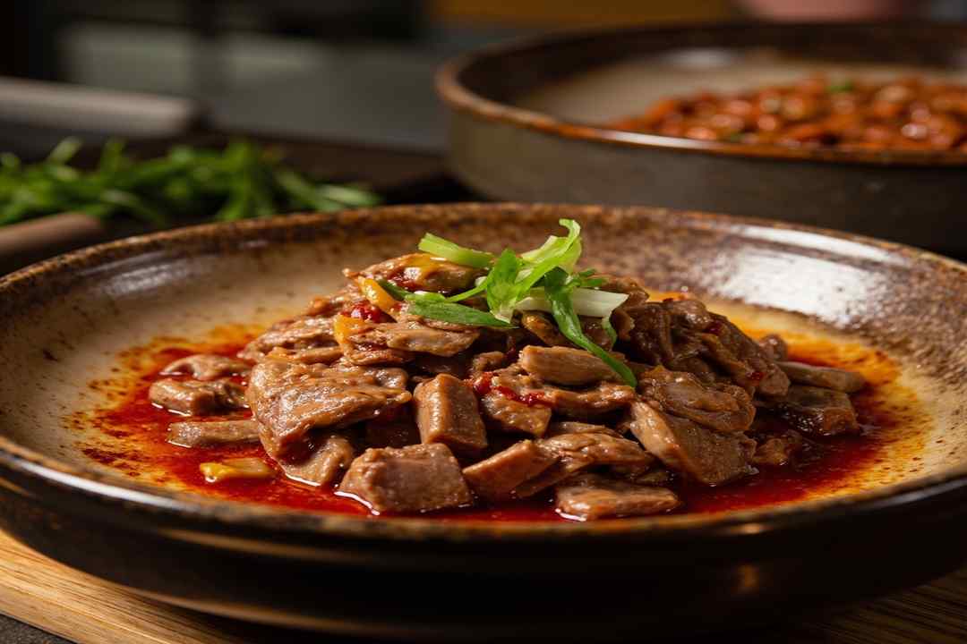 Cold Mixed Pork Ear Slices: Sichuan Recipe and Tips 1 Cold Mixed Pork Ear Slices essential guide